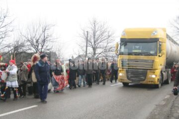 Final: Sărbătorile de iarnă s-au încheiat, ieri, la Suceava cu Parada Măștilor, la Drăgușeni