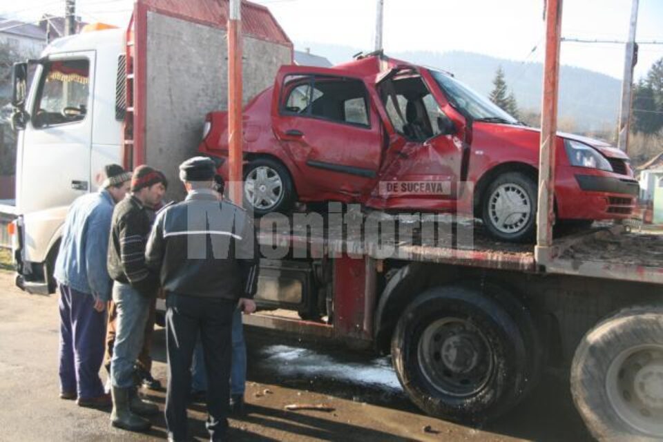 Autoturismul a fost avariat serios