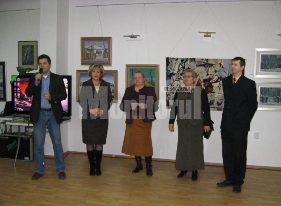 Vernisajul expoziției Anuala 2010 la City Gallery