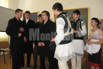 Moment din sceneta „Luceafărul dinspre ziuă”