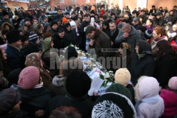 Sorina Florinela Ferari a fost condusă, ieri, pe ultimul drum, de familie, prieteni și apropiați