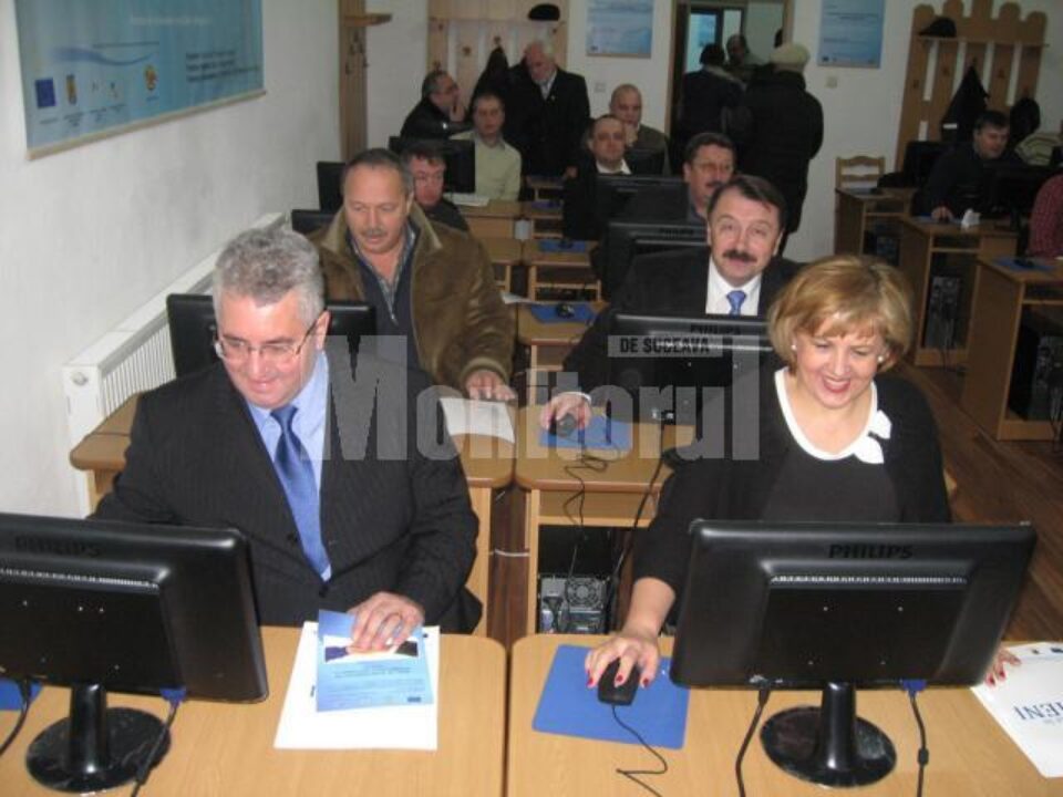 Ion Lungu, Angela Zarojanu, Vasile Ilie și Constantin Placinta la Centrul de formare profesională