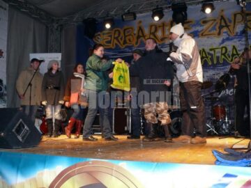 Ediția 2011: La Vatra Dornei au început, de sâmbătă, Serbările Zăpezii