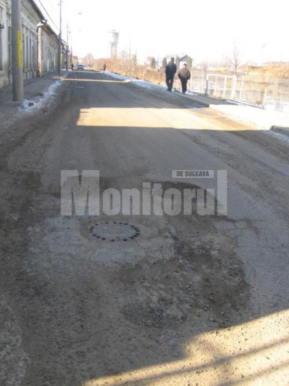Cratere pe strada Aurel Vlaicu
