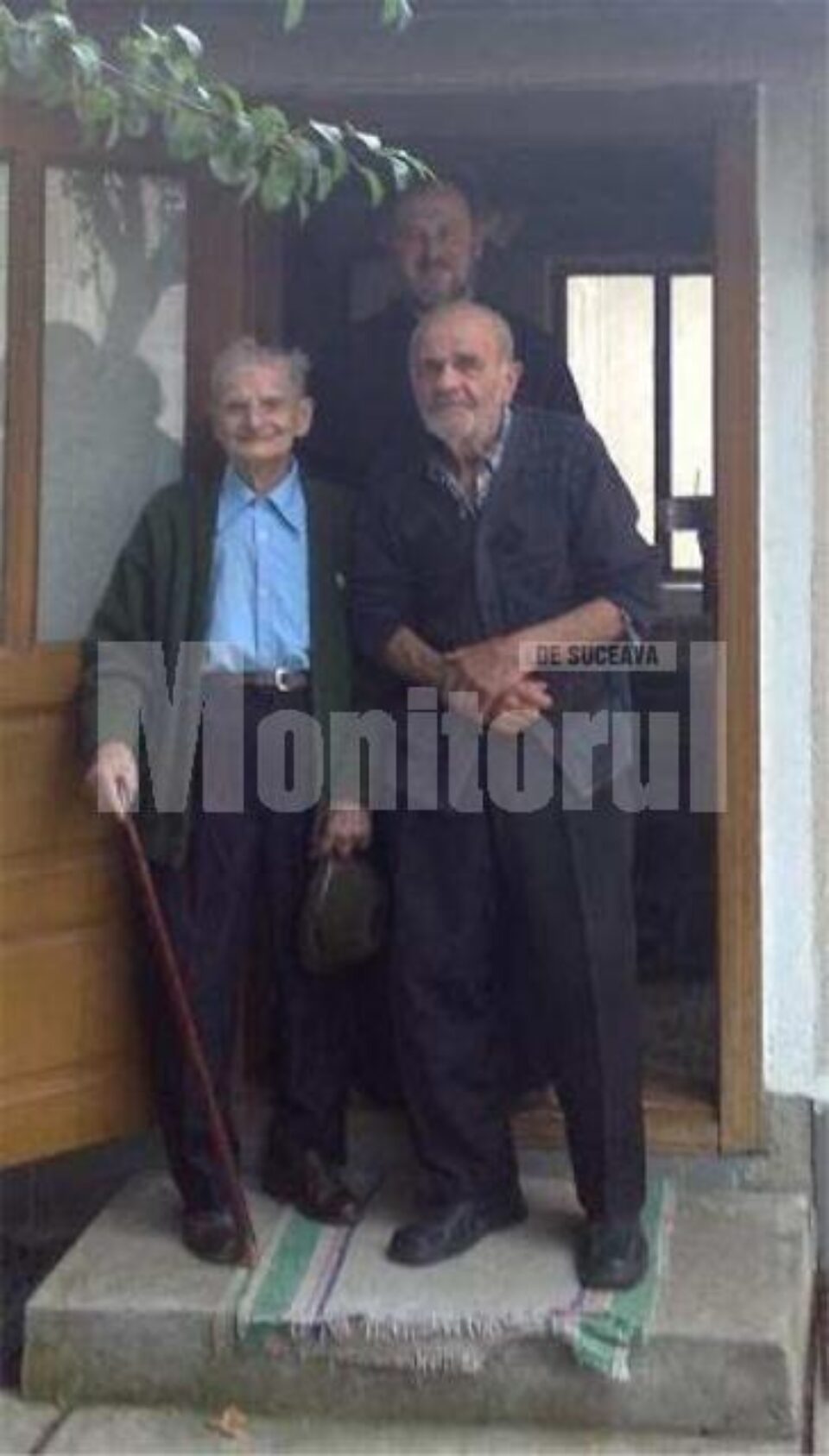 Vicoveni onorați la împlinirea a 100 de ani pentru credința și trecutul lor de glorie