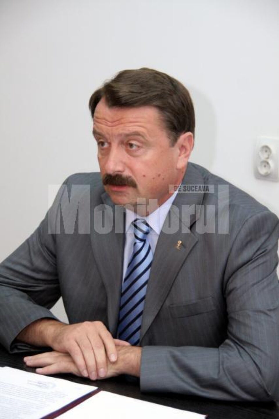 Vicepreședintelui Consiliului Județean Suceava Vasile Ilie afirmă că merele vor fi livrate începând de luni