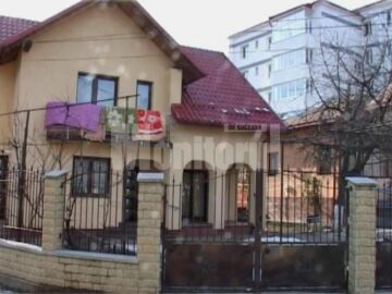 Vila din municipiul Suceava a polițistului de frontieră Radu Lucan