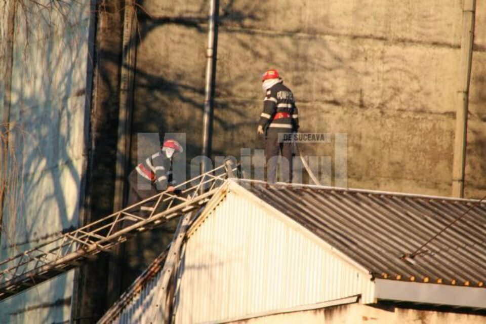 Dimineață cu ghinion: Un rănit după o explozie la o societate din Șcheia
