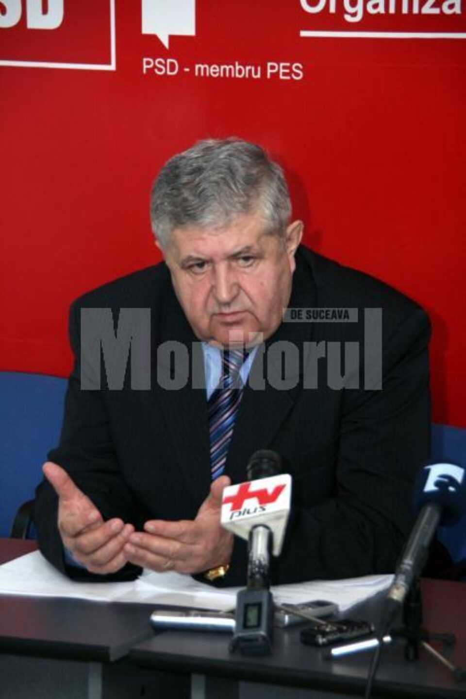Gavril Mîrza: „Lucrurile merg prea jos și se duc prea departe în a folosi instituțiile statului în lupta politică”
