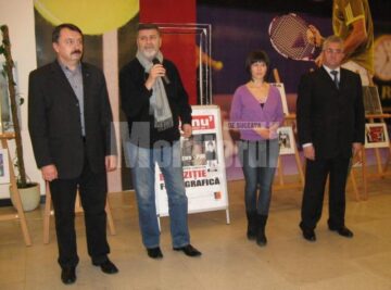 Vernisajul expoziției foto-grafice la Iulius Mall Suceava