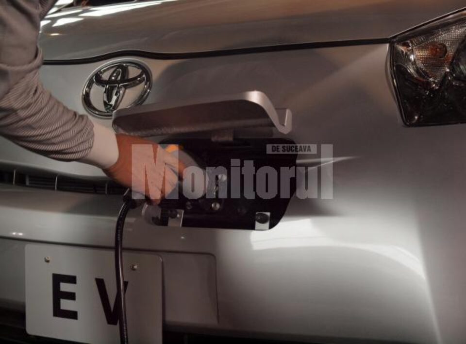 Toyota iQ EV Concept