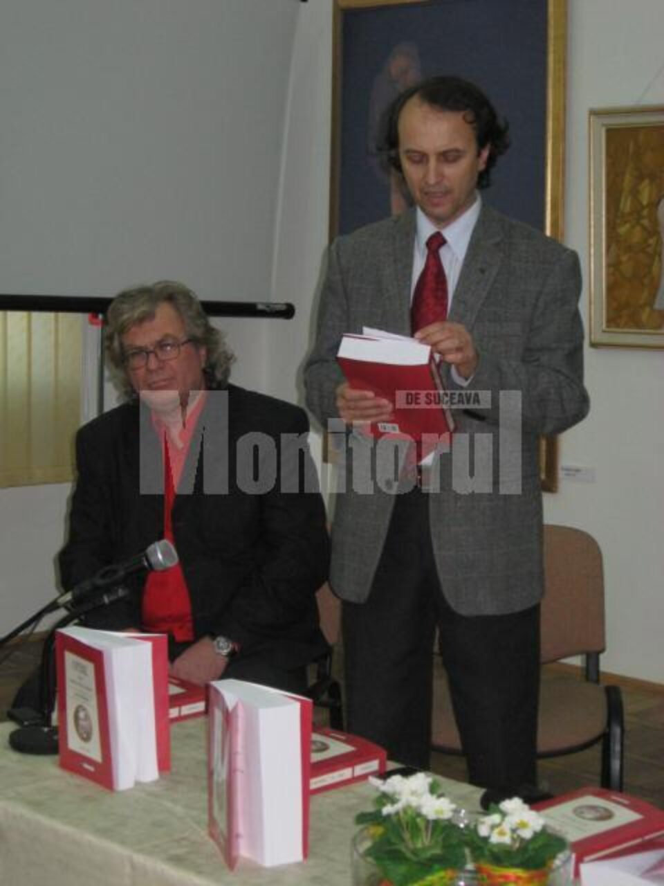 Editorul Aurel Ștefanachi și prof. univ. dr. Mircea A. Diaconu