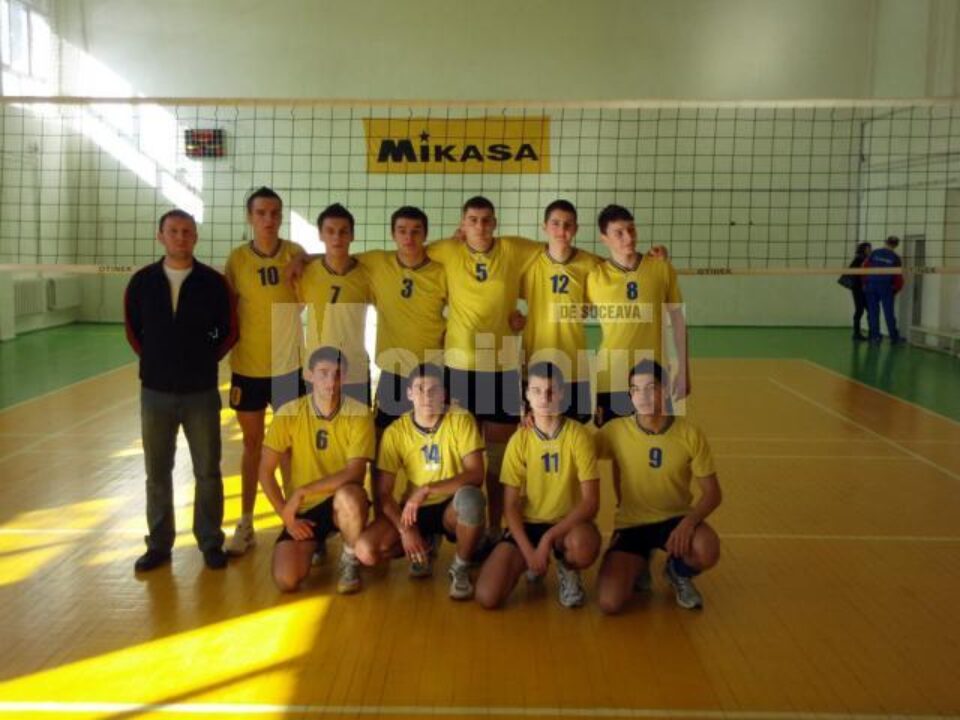 Echipa suceveană de volei juniori I s-a calificat la turneul semifinal