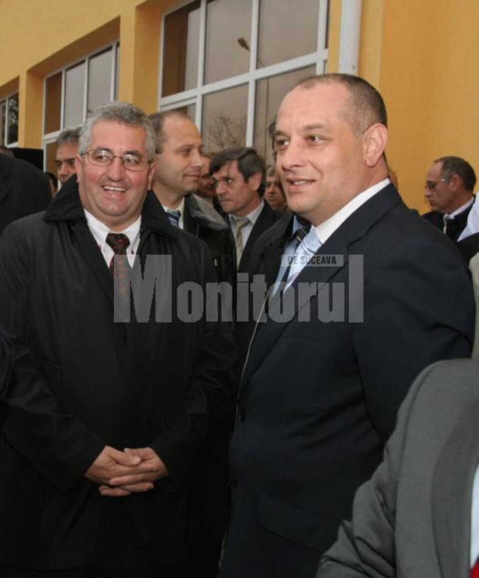 Ironii politice: Președintele PDL Suceava îi oferă ajutor lui Băișanu să găsească șef la PC