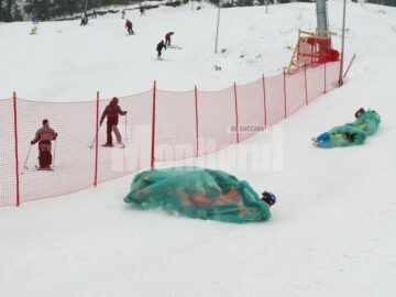 Distracție de iarnă: Peste 6.000 de turiști au participat, în weekend, la Olimpiada Humorului