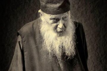 A murit părintele Petroniu Tănase