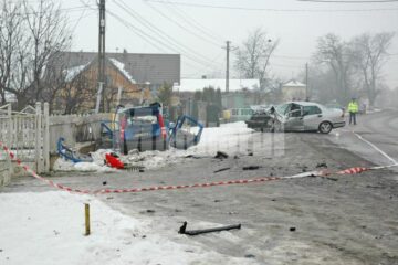 Pentru toți cei patru pasageri din Fiat, impactul a fost fatal