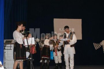 De Dragobete: Seară specială, cu tradiții și obiceiuri românești, la Colegiul „Dragoș Vodă”