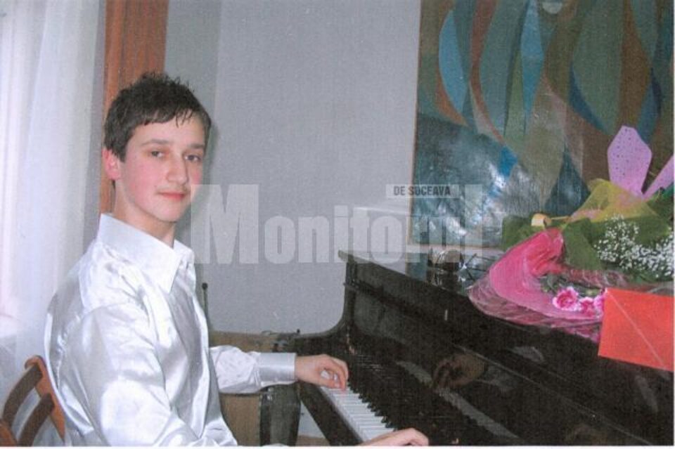 Pianistul sucevean Laur Hreniuc