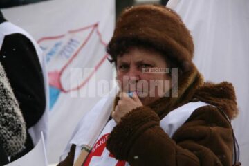Nemulțumiri: Sindicaliștii au pichetat ieri Prefectura