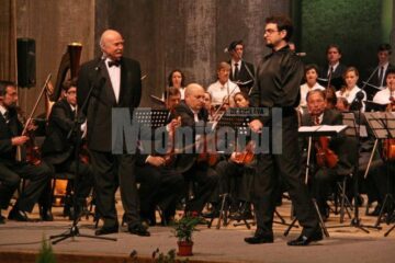 Maestrul Tudor Gheorghe a oferit publicului sucevean un spectacol extraordinar