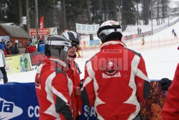 Monitori de schi din mai toate statiunile montane din Romania au fost zilele trecute la Vatra Dornei