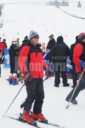 Monitori de schi din mai toate statiunile montane din Romania au fost zilele trecute la Vatra Dornei