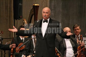 Maestrul Tudor Gheorghe a oferit publicului sucevean un spectacol extraordinar