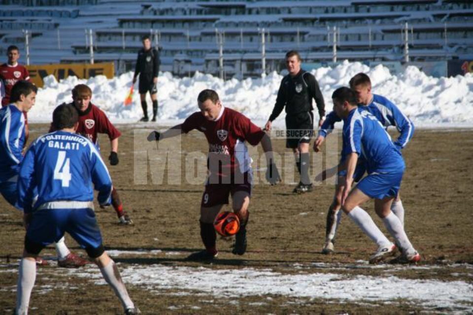 Liutec (numărul 9) a făcut un meci excelent și a marcat toate cele trei goluri pentru Rapid