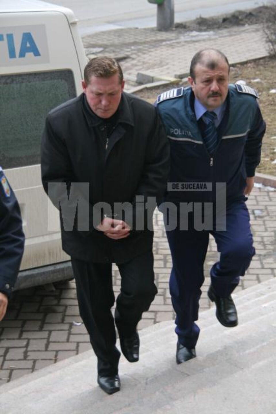 Polițistul de frontieră Ilie Zahariuc rămâne după gratii