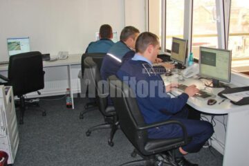 Inspectorul Epureanu le-a pregătit polițiștilor o prezentare PowerPoint despre consecințele consumului de etnobotanice