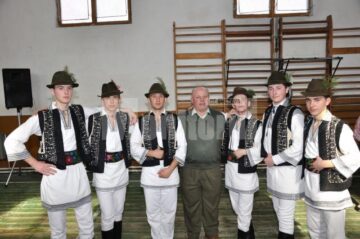 Cultural: Spectacol dedicat femeilor, la Colegiul Economic Suceava