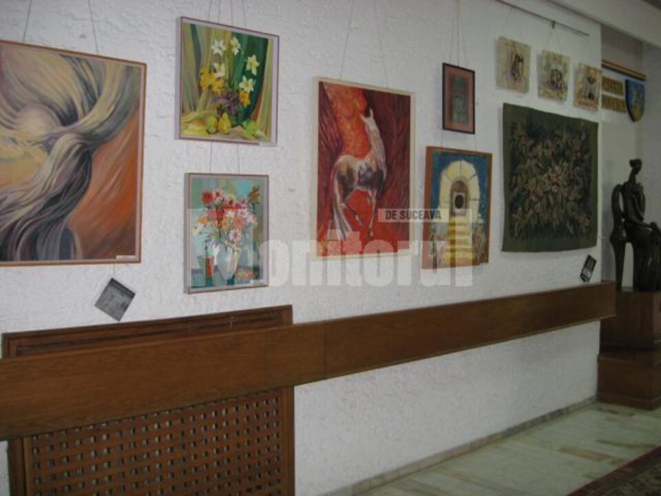 Expoziția de pictură și tapiserie „Armonii de primăvară”