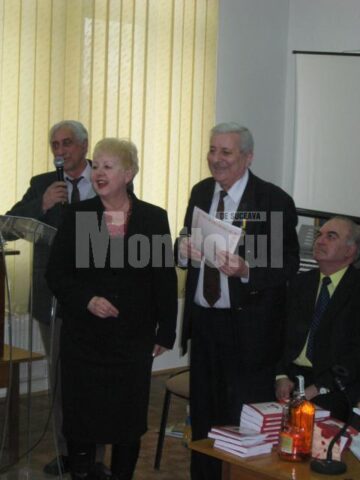 Ion Cozmei primind Medalia și Diploma de excelență a Ministerului Culturii și Turismului din Ucraina