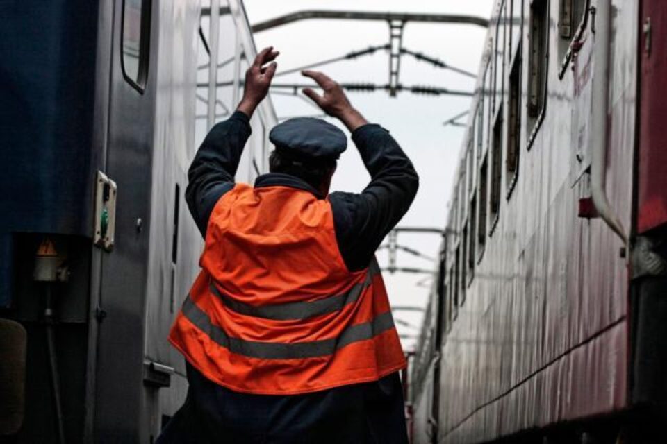 Trenurile nu circulă, astăzi, între orele 7.00 și 9.00 Foto: MEDIAFAX