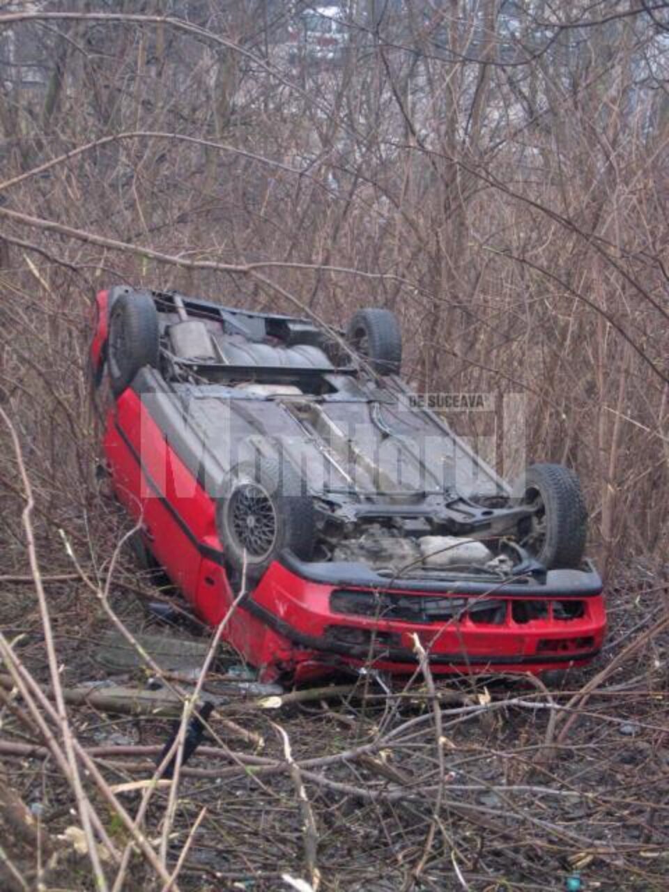 Având în vedere cum s-a petrecut accidentul se poate spune că șoferul a avut mare noroc că a scăpat fără leziuni
