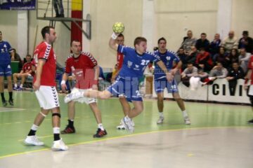 Meciul de la Satu Mare începe cu o oră mai devreme