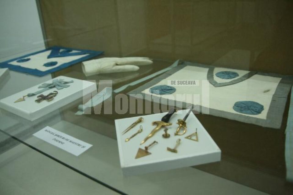 Expoziția „Obiecte masonice din colecția Muzeului Brukenthal”