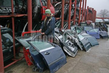 Dezmembrările auto, la mare căutare printre șoferii suceveni