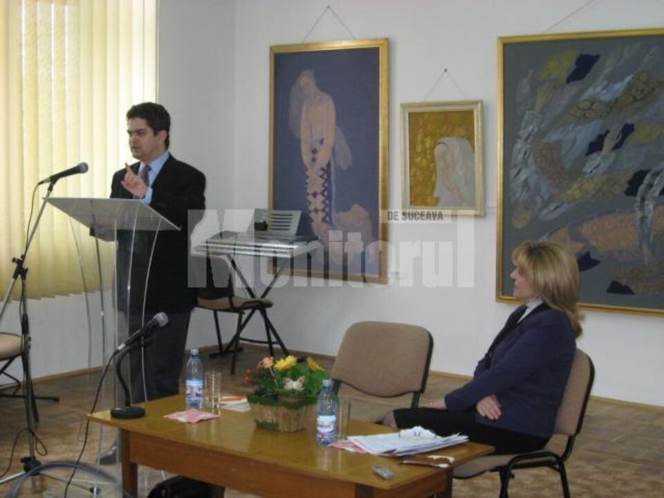 Theodor Paleologu conferențiind la Biblioteca Bucovinei I.G. Sbiera