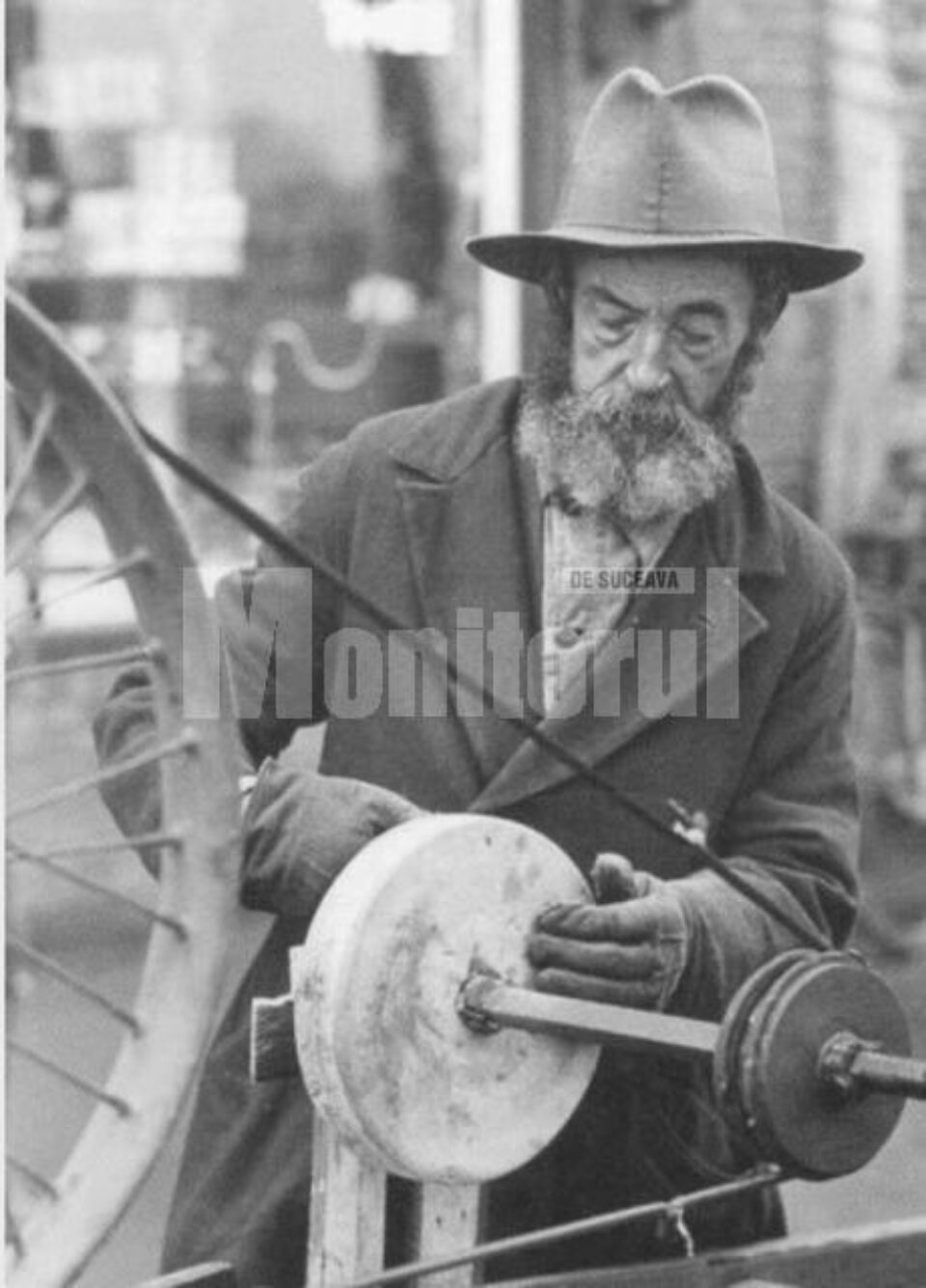 Lăcătușului Fidelius Wilhelm i s-au plătit 45 de creițari pentru o pușculiță de bani pentru birarul pieții