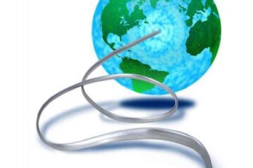 168 de laboratoare de informatică din 155 de unități școlare din județ vor fi conectate, începând cu luna aceasta, la internet de mare viteză în cadrul programului “Internet în școala ta”