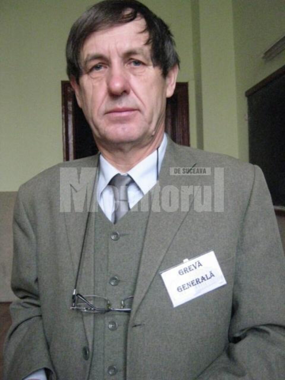 Profesorul Costan, de la CN „Ștefan cel Mare”: Adversarii noștri nu sunt elevii, ci autoritățile competente de salarizare care ne-au lăsat fără bani