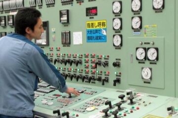Alimentarea cu electricitate a fost restabilită parțial în sala de comandă a Reactorului numărul 3 al centralei nucleare de la Fukushima