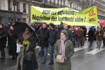 Ministrul francez de Interne, Claude Gueant, a fixat vineri pentru polițiști un obiectiv de minimum "28.000 de expulzări" de imigranți ilegali în 2011