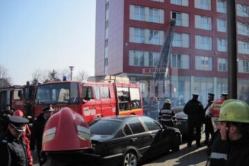 Exercițiu de stingere incendiu