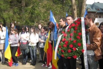 La eveniment au fost prezenți studenți din Suceava și București