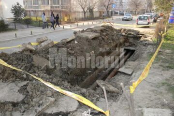Avarie la una dintre conductele principale de termoficare, pe Strada Scurtă