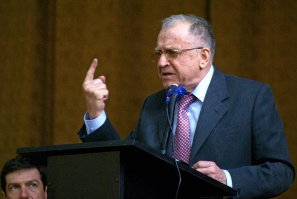 Iliescu: Un președinte trebuie să aibă puterea detașării și să fie mai înțelept Foto: MEDIAFAX