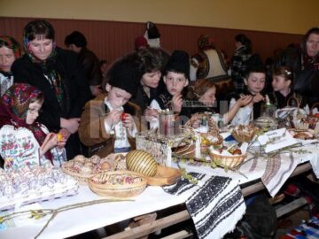 La Căminul Cultural din Paltinu s-a desfășurat Concursul interjudețean “Oul închistrit”
